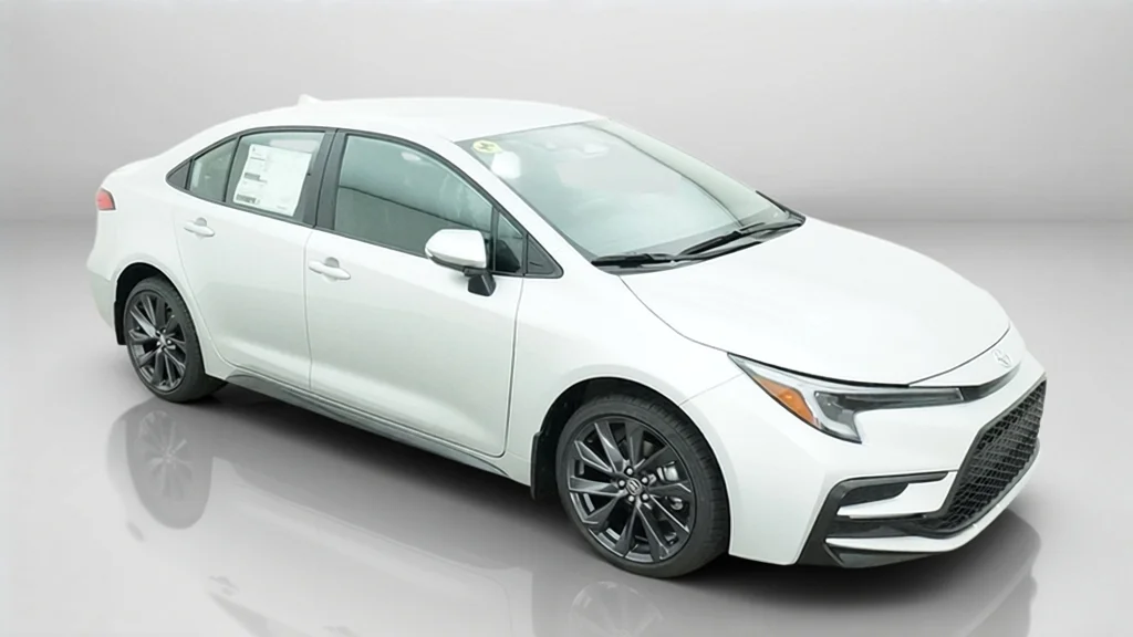 New 2026 Classic Silver Metallic Toyota SE image 5