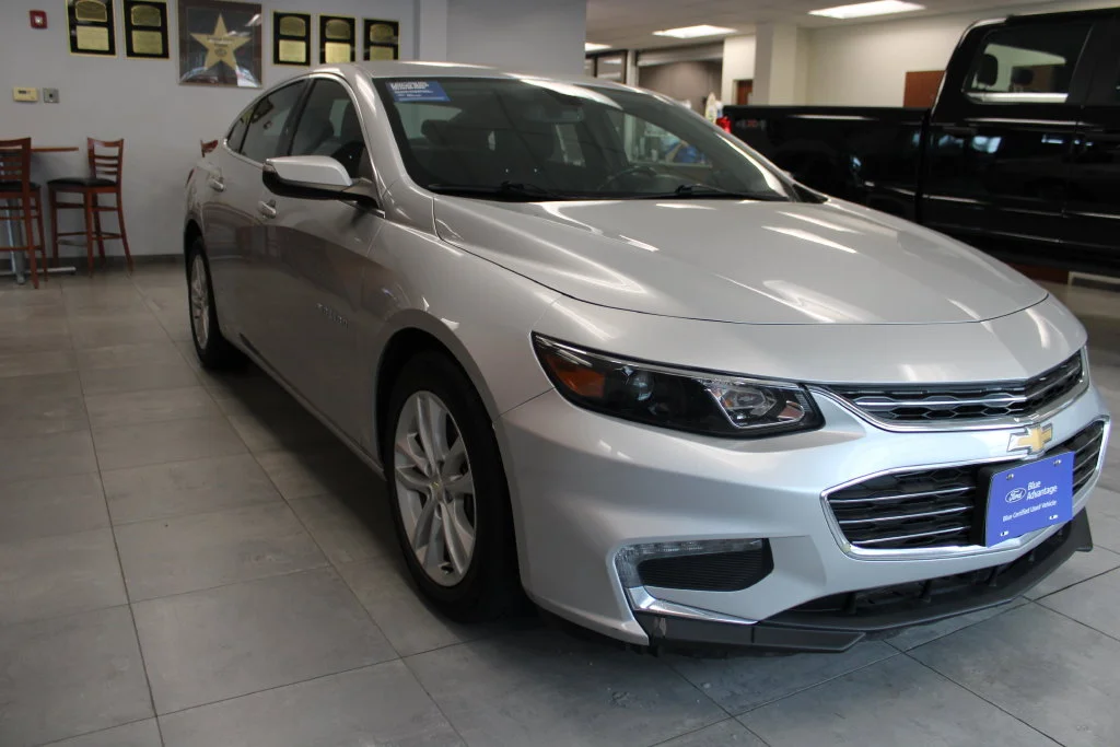 Certified Used 2018 Silver Ice Metallic Chevrolet LT image 3
