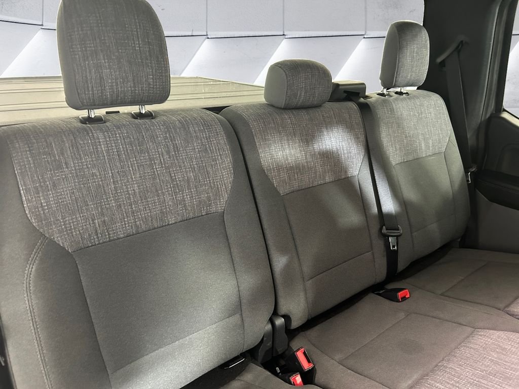 Used 2022 Silver Ford XLT image 16