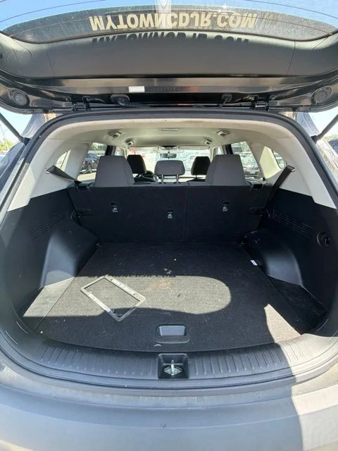 Used 2021 Black Kia LX image 23