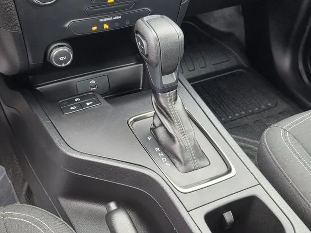 Used 2019 Oxford White Ford XL image 22