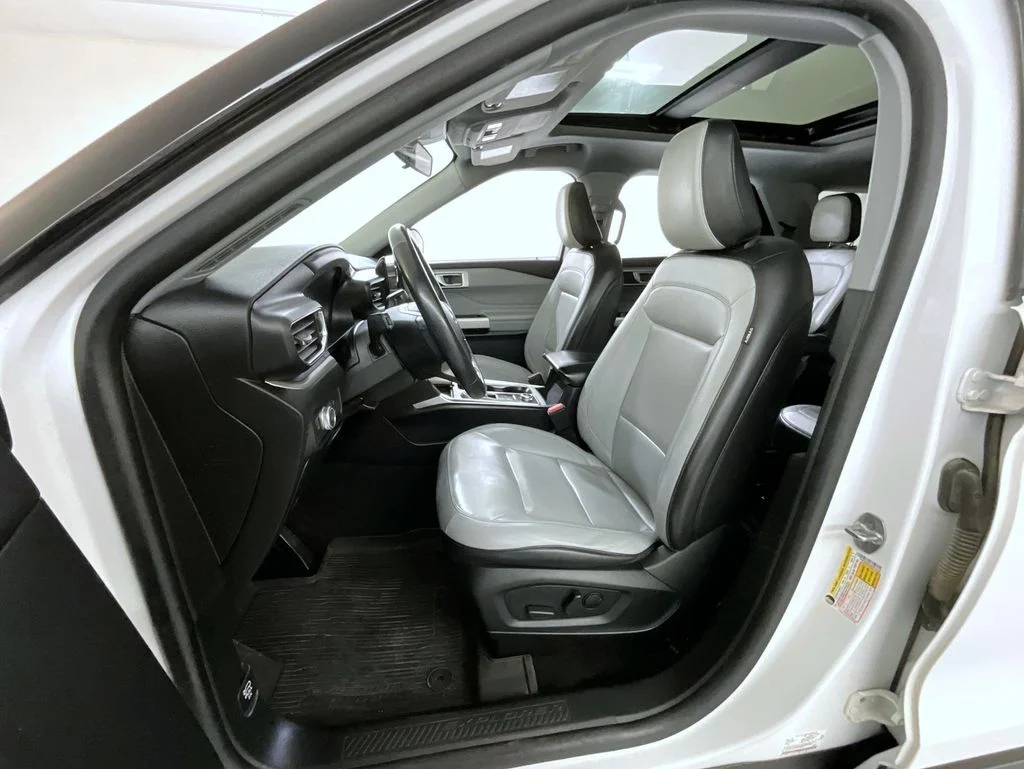 Used 2021 White Ford XLT image 10