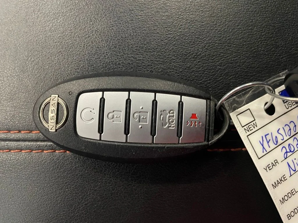Used 2023 White Nissan 2.5 SR image 18