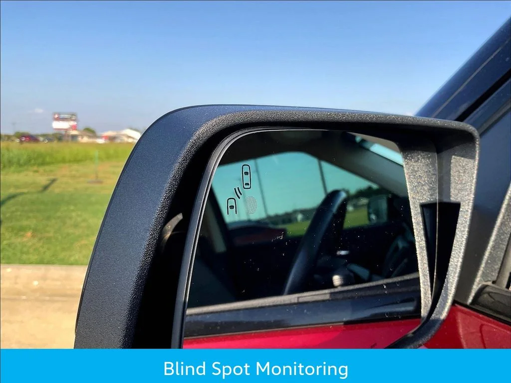 Used 2019 Red Ford SEL image 23