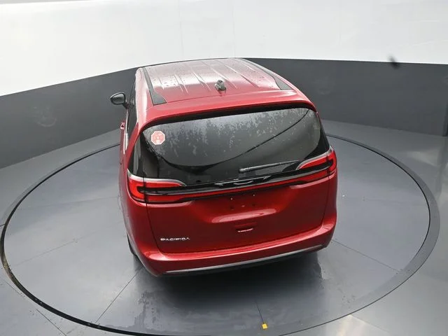 New 2027 Red Hot Pearl-Coat Exterior Paint Chrysler Select image 16