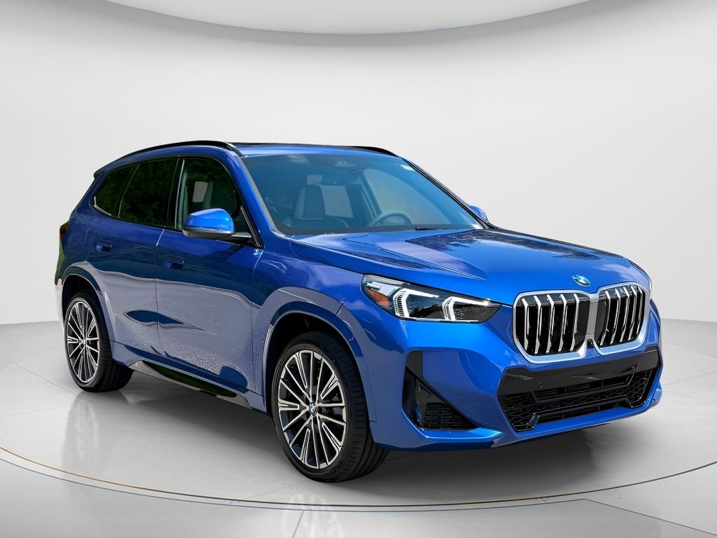 New 2026 Portimao Blue Metallic BMW xDrive28i image 3