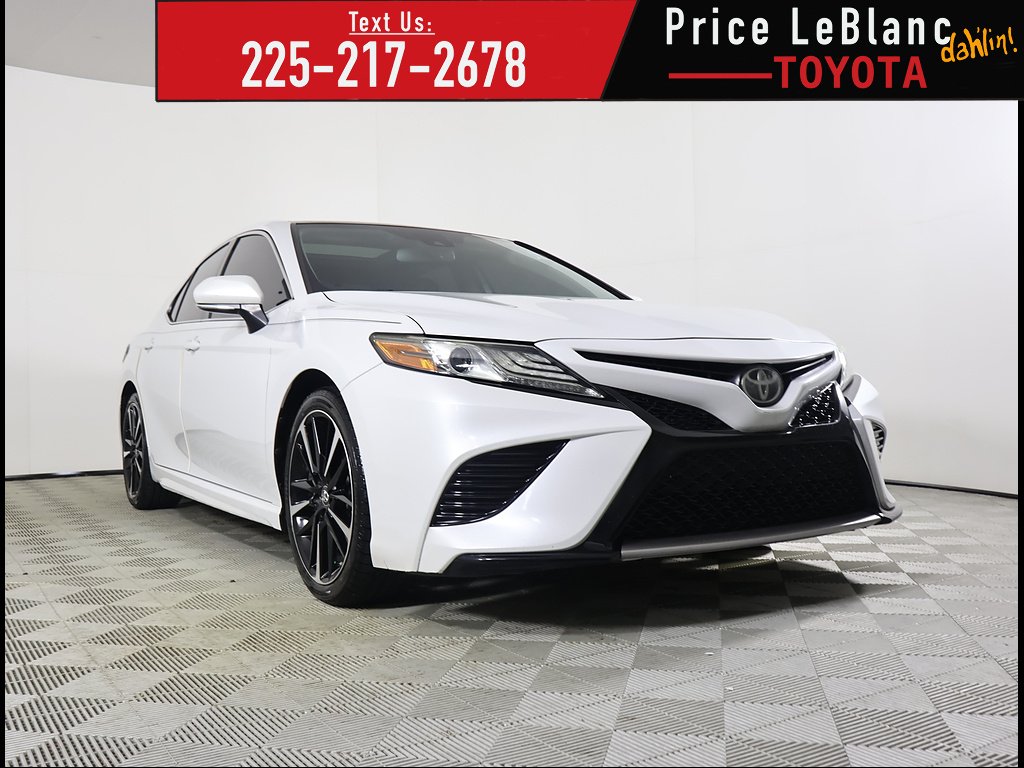Used 2019 WHITE Toyota XSE image 1