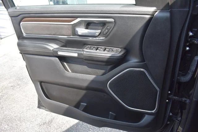 Used 2022 Black Ram Laramie image 39