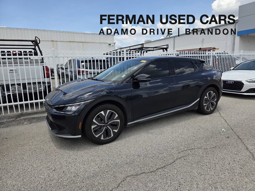 2024 Kia EV6 Light L/R's photo