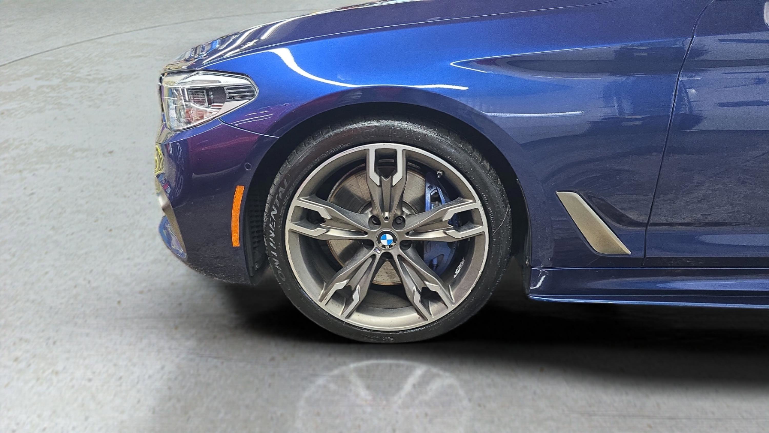 Used 2018 Blue BMW M550i xDrive image 29