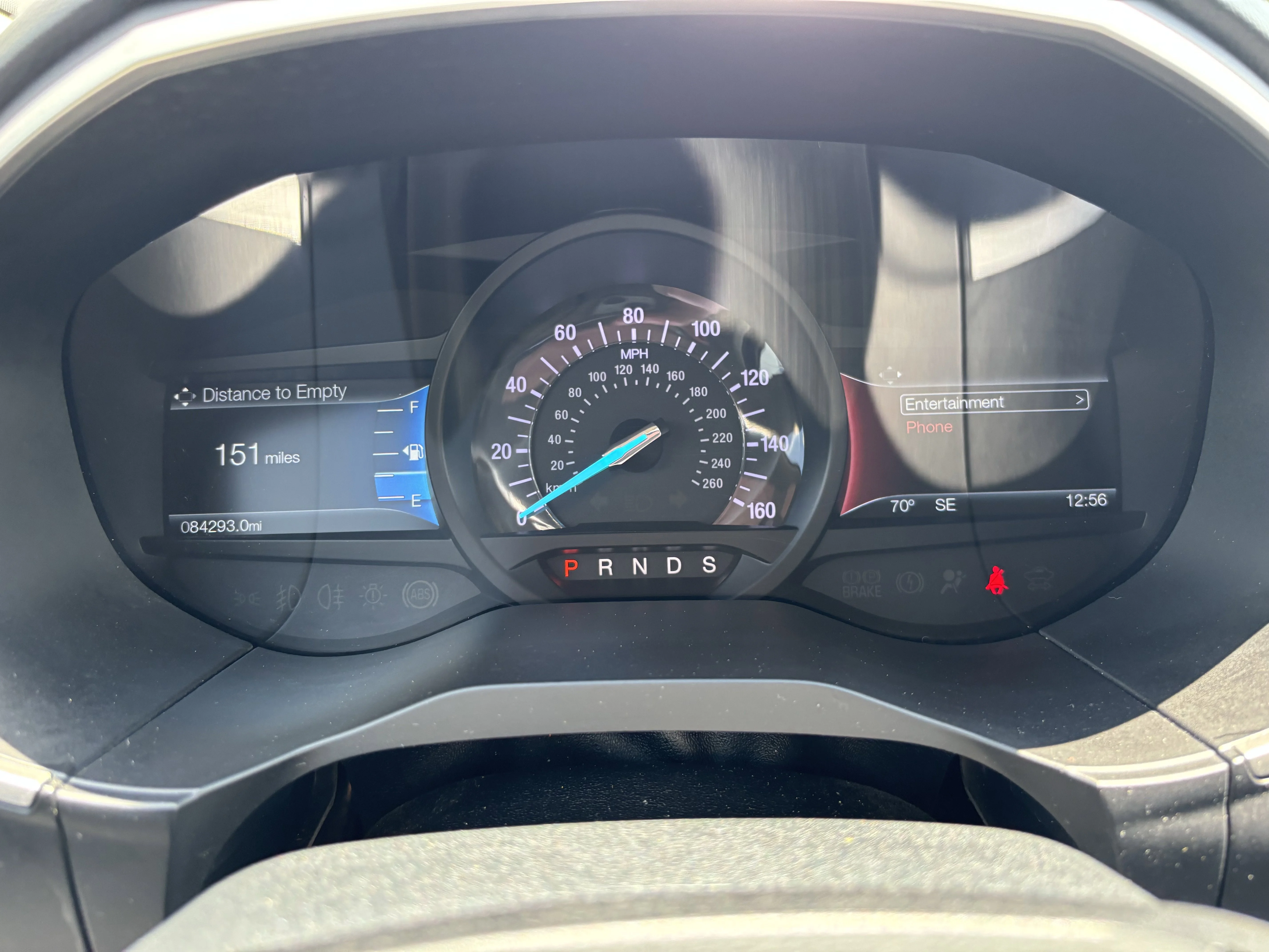 Used 2018 Shadow Black Ford SEL image 17