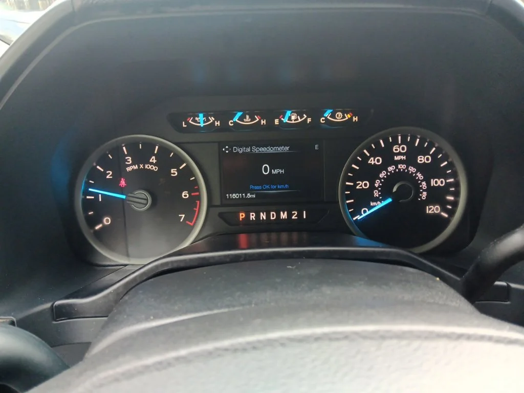 Used 2016 Blue Jeans Metallic Ford XLT image 19