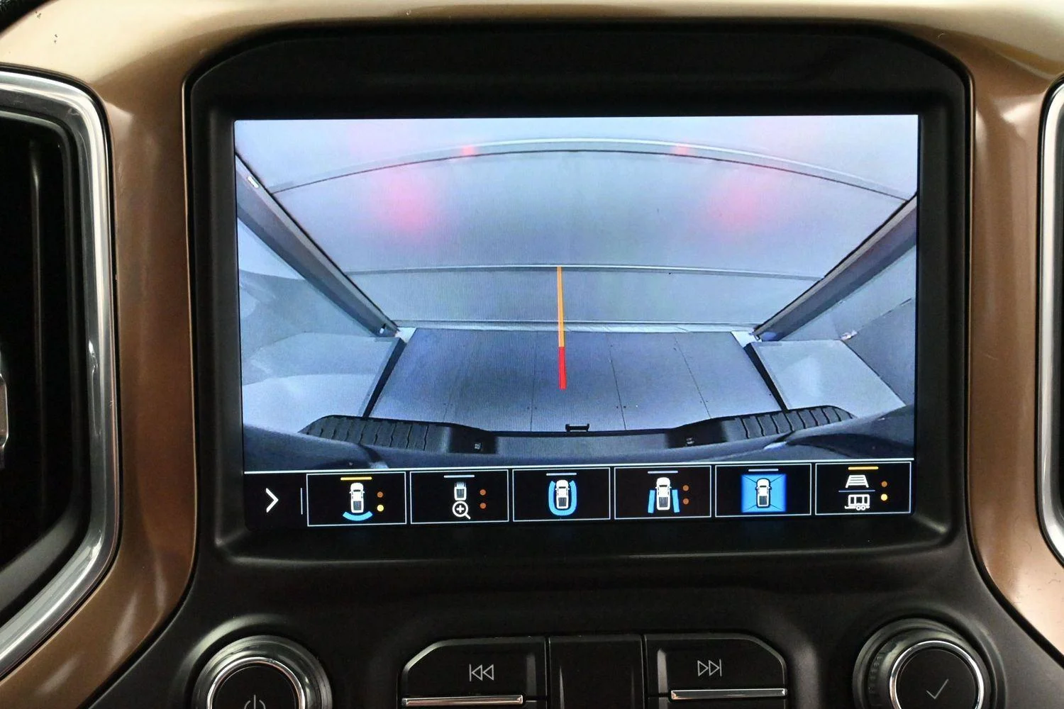 Used 2020 NORTHSKY BLUE METALLIC Chevrolet High Country image 22