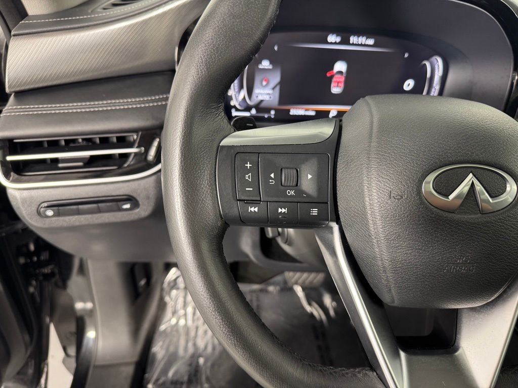 Used 2023 Mineral Black INFINITI LUXE image 20