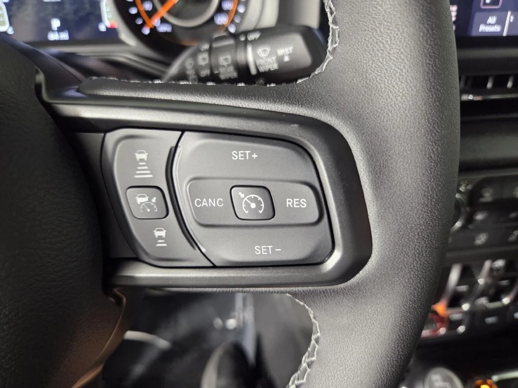 2026 Jeep Wrangler 4-Door Willys - Photo 15