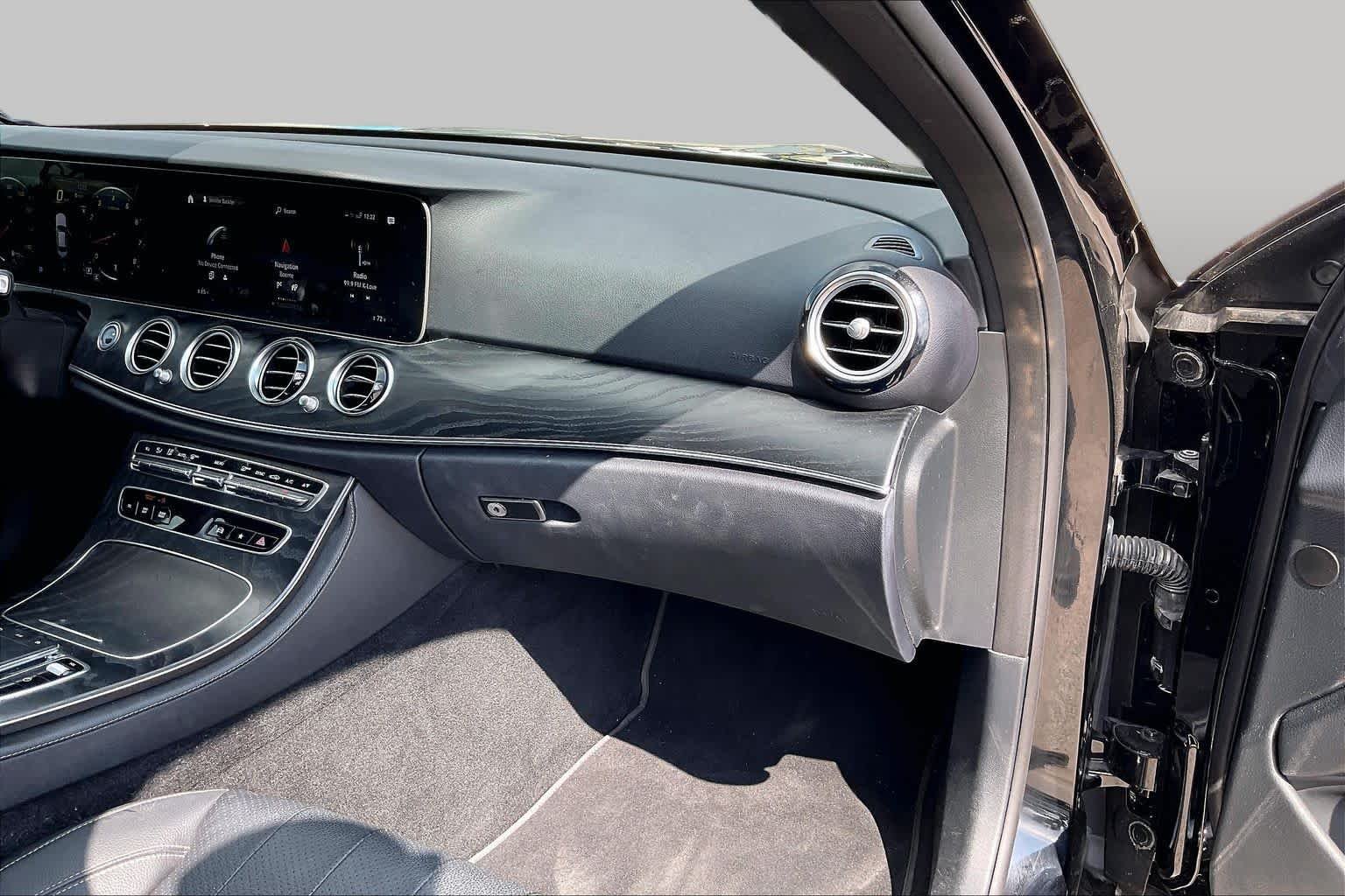 Used 2022 BLACK Mercedes-Benz E 350 image 17