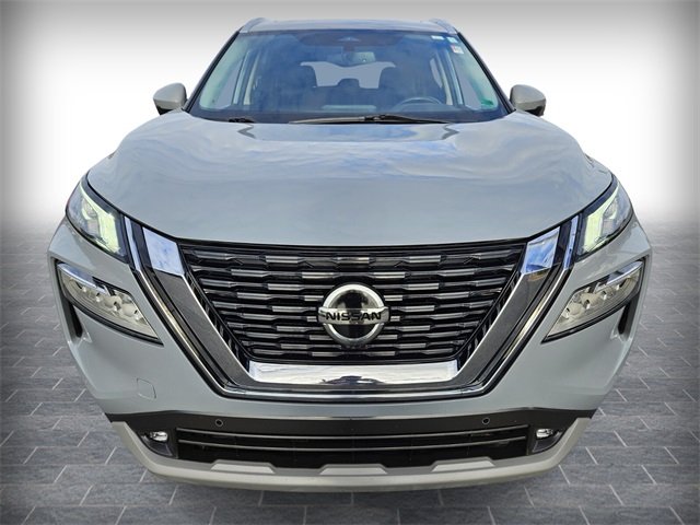 2021 Nissan Rogue SL photo 2