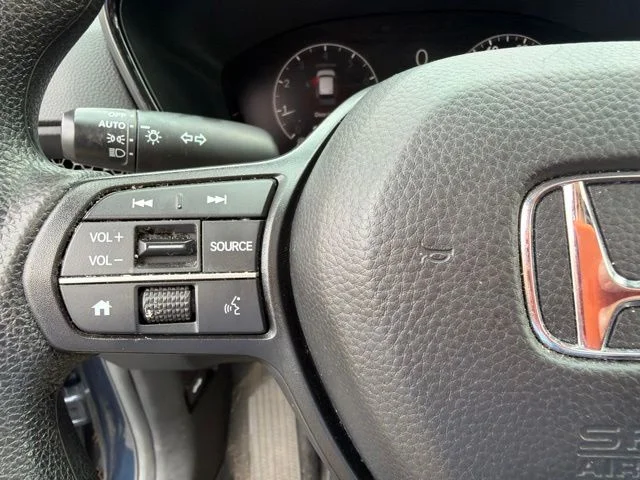 Used 2025  Honda EX image 11