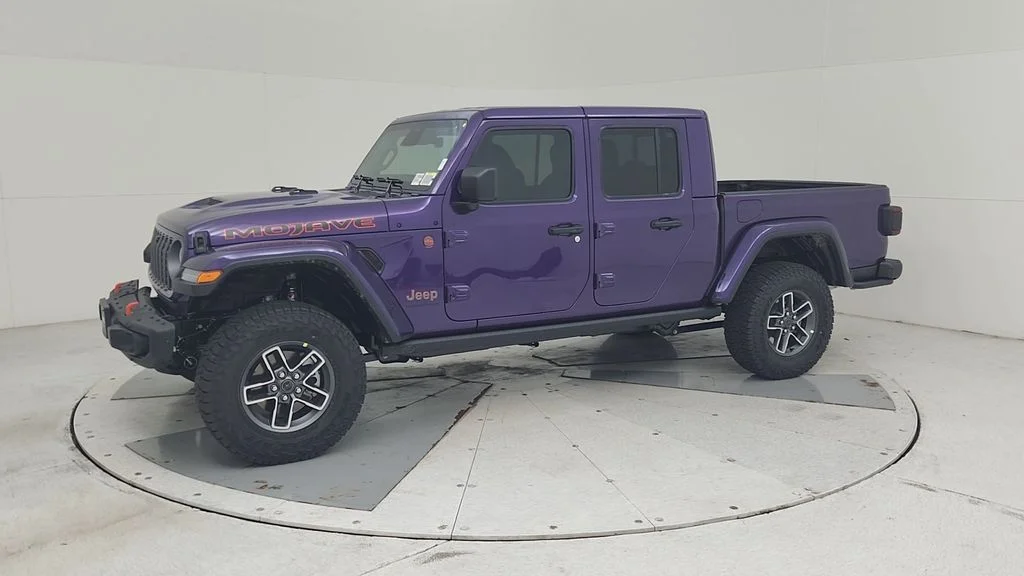 New 2026 Reign Exterior Paint Jeep Mojave X image 7