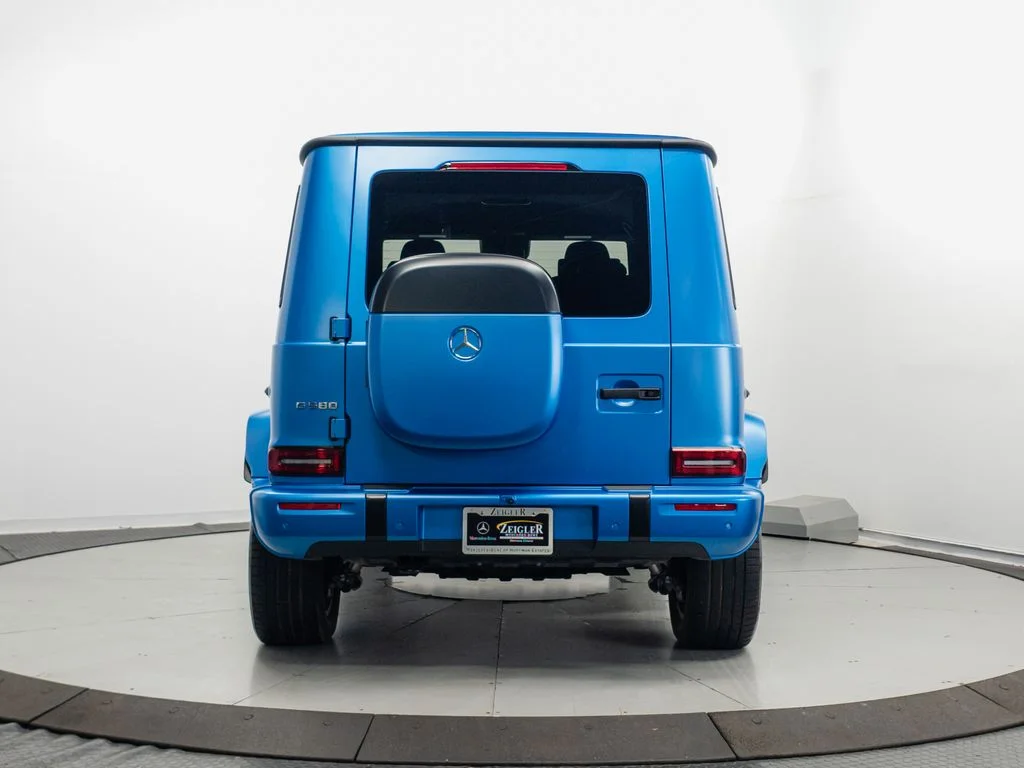 Certified Used 2025 MANUFAKTUR South Sea Blue Magno Mercedes-Benz G 580 image 31