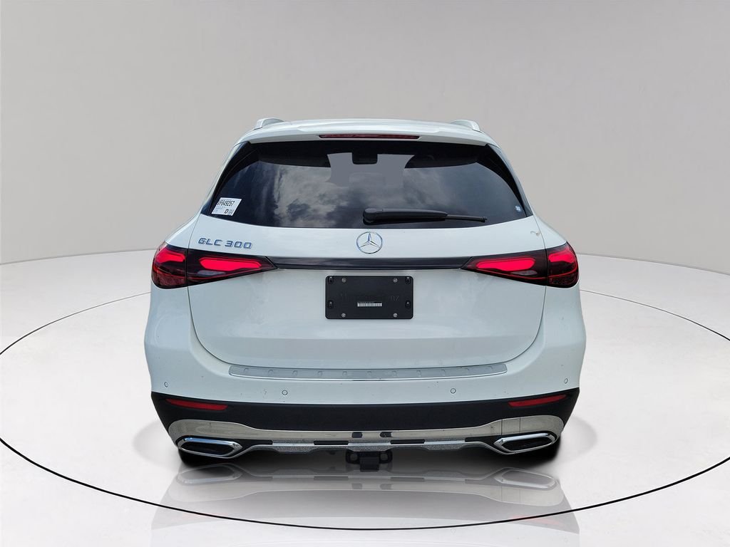 New 2027 Polar White Mercedes-Benz GLC 300 image 5