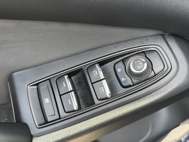 Used 2023 Blue Subaru Onyx Edition image 33