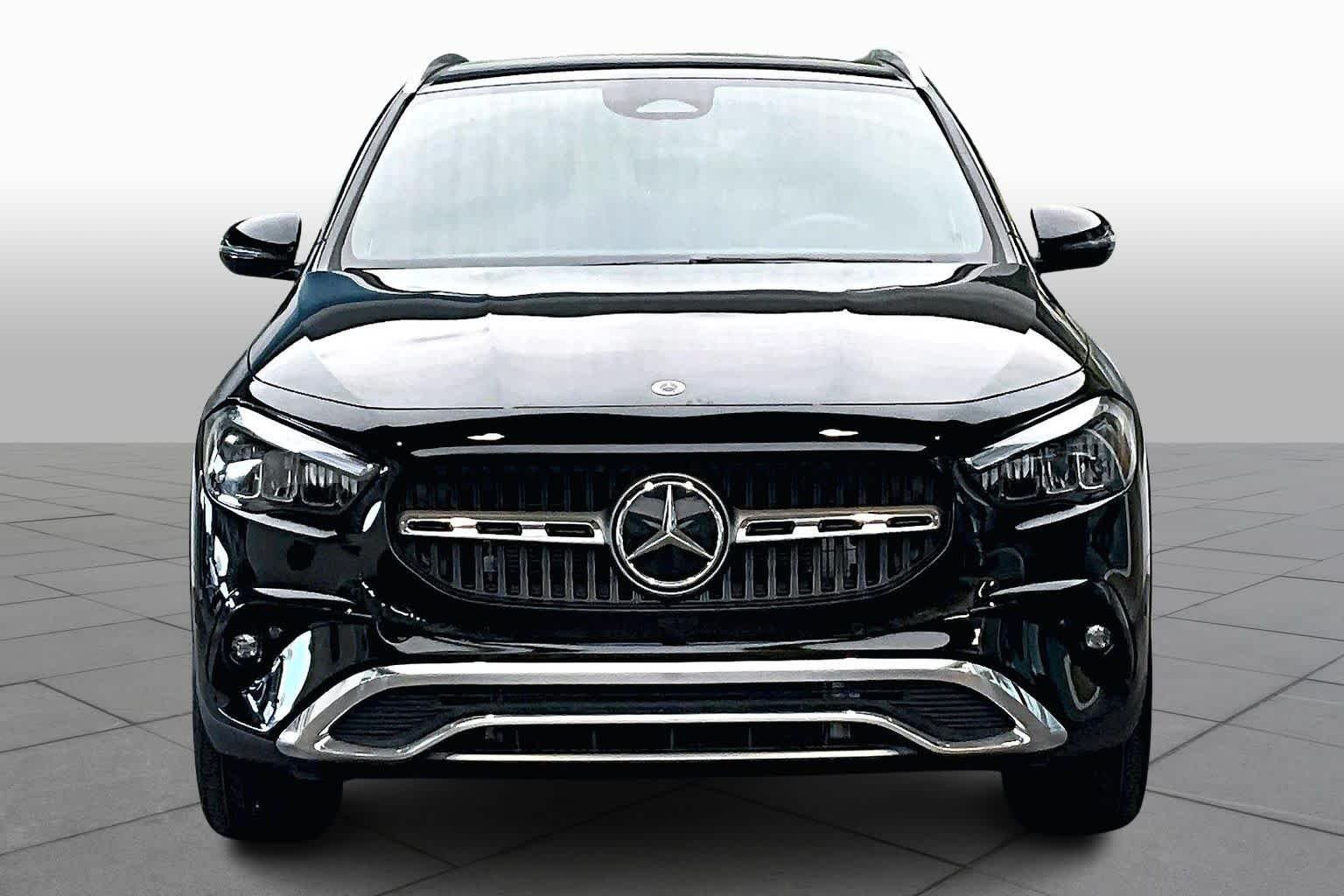 Used 2025 Night Black Mercedes-Benz GLA 250 image 5