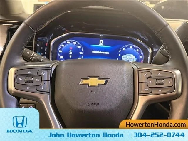 Used 2025 White Chevrolet LT image 21