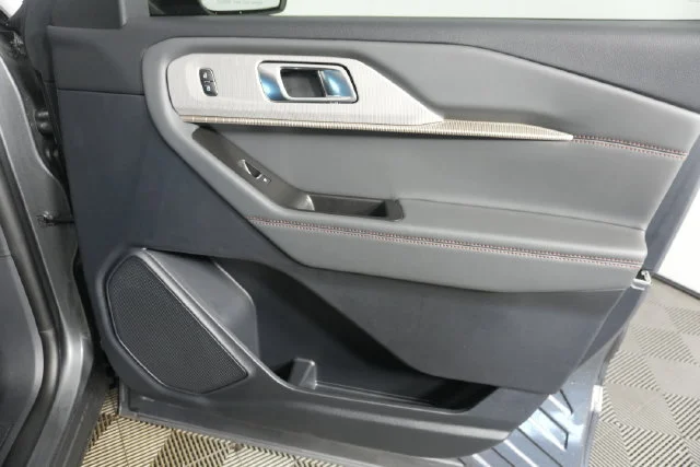 New 2026 Carbonized Gray Metallic Ford Active image 33