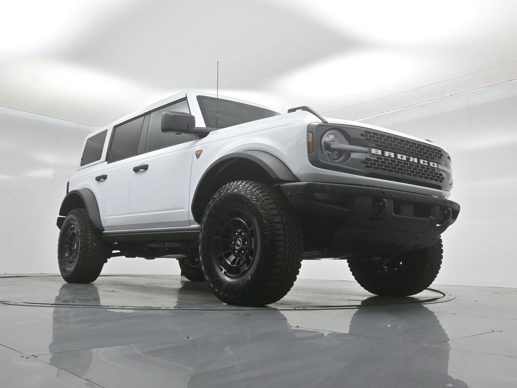 New 2026 Oxford White Ford Badlands image 44
