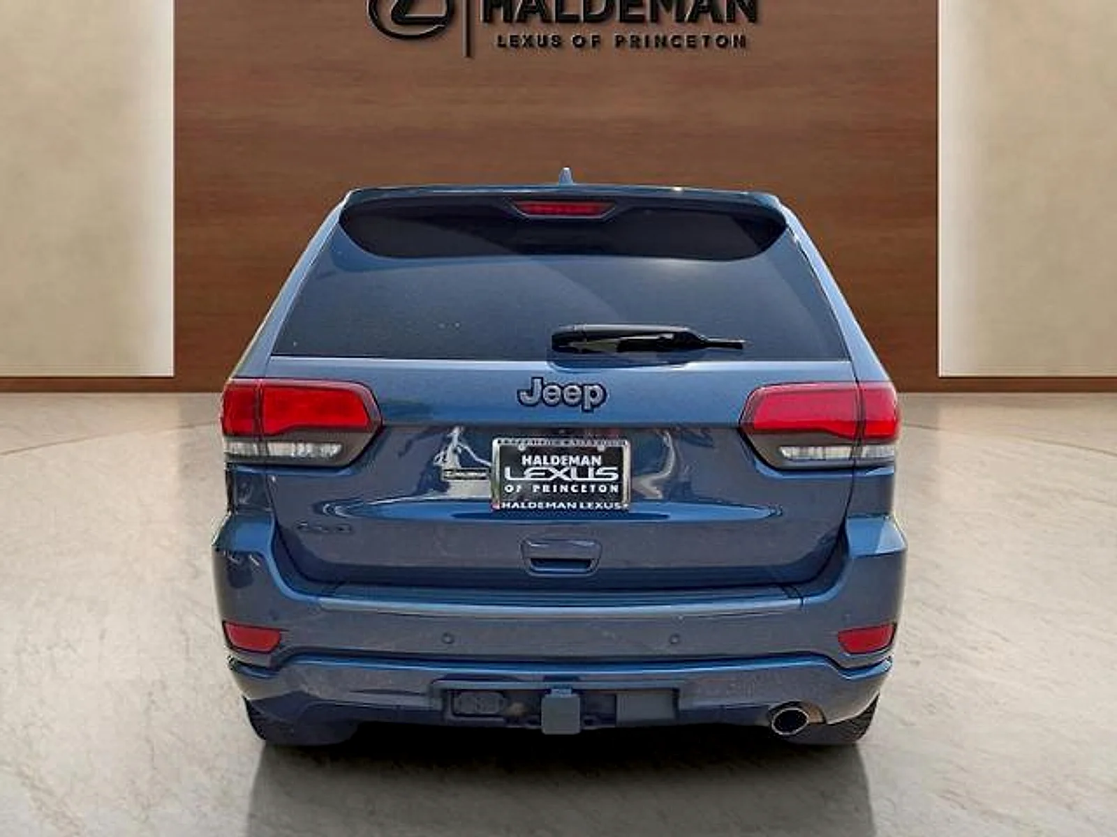 Used 2021 Slate Blue Pearlcoat Jeep 80th Anniversary 4x4 image 5