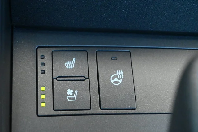Certified Used 2025 ULTRA WHITE Lexus 350 F SPORT image 17