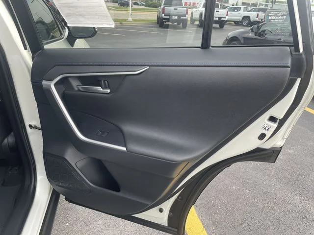 2019 Toyota RAV4 XSE - Photo 36