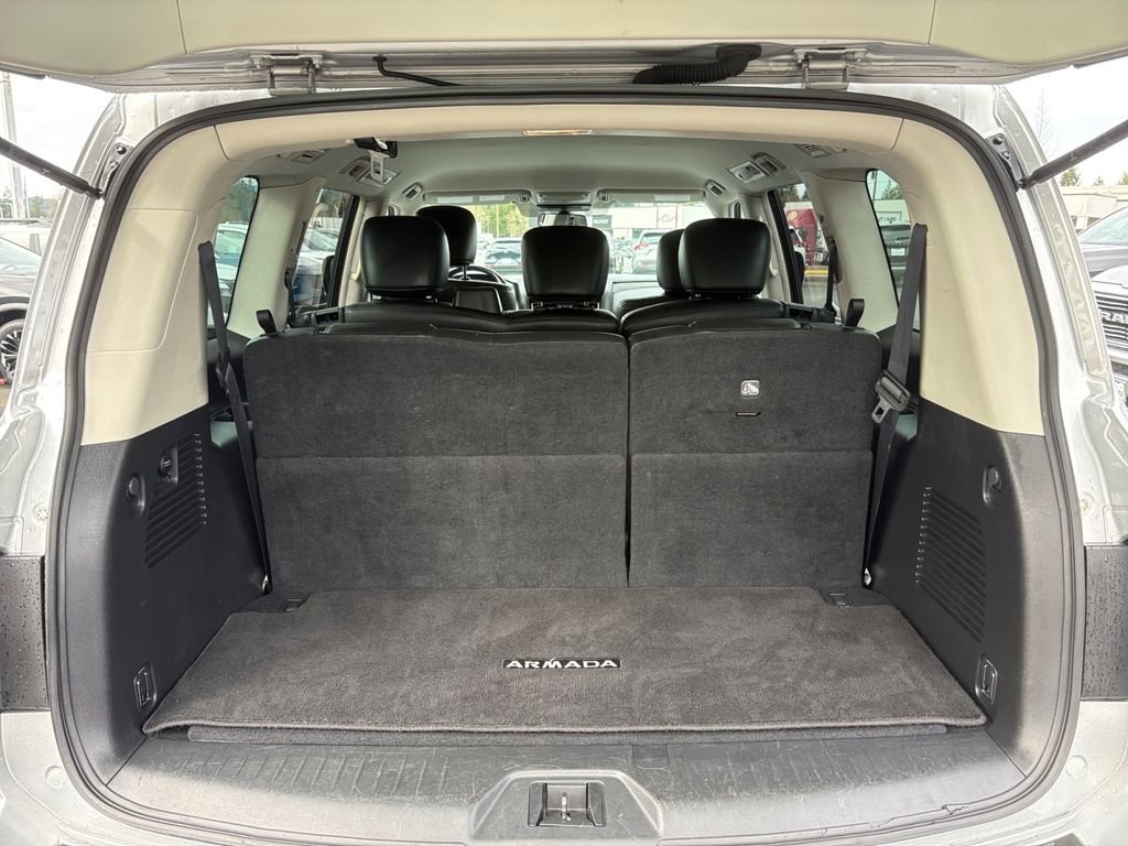 2022 Nissan Armada SV - Photo 25