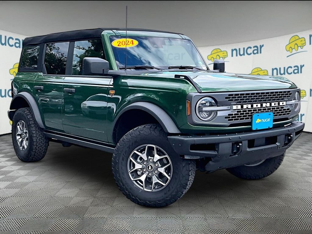 Used 2024 Green Metallic Ford Badlands image 1