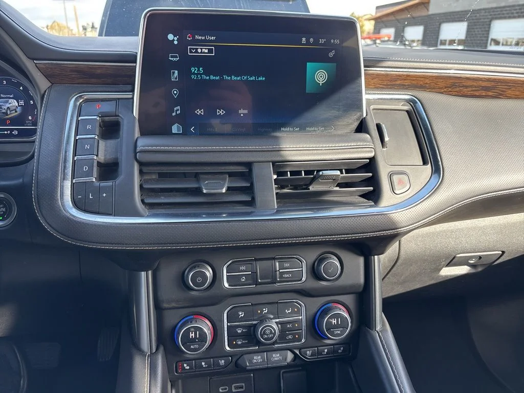 Used 2023 Green Chevrolet Premier image 18