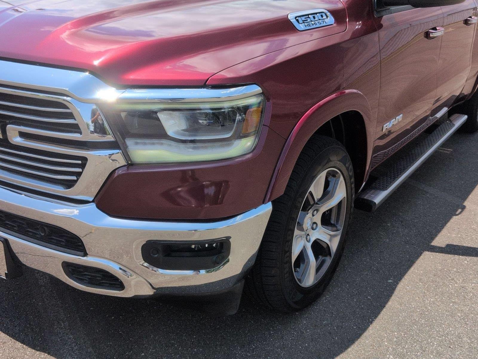 Used 2020 Delmonico Red Pearlcoat Ram Laramie image 9