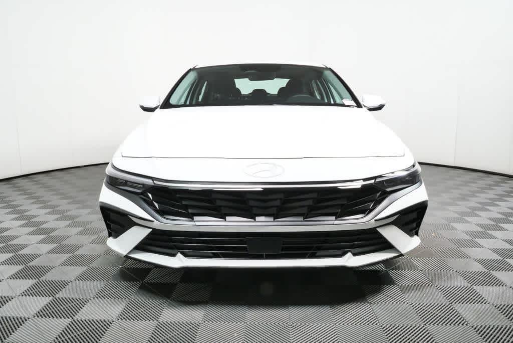 New 2026 Serenity White Hyundai Limited image 46