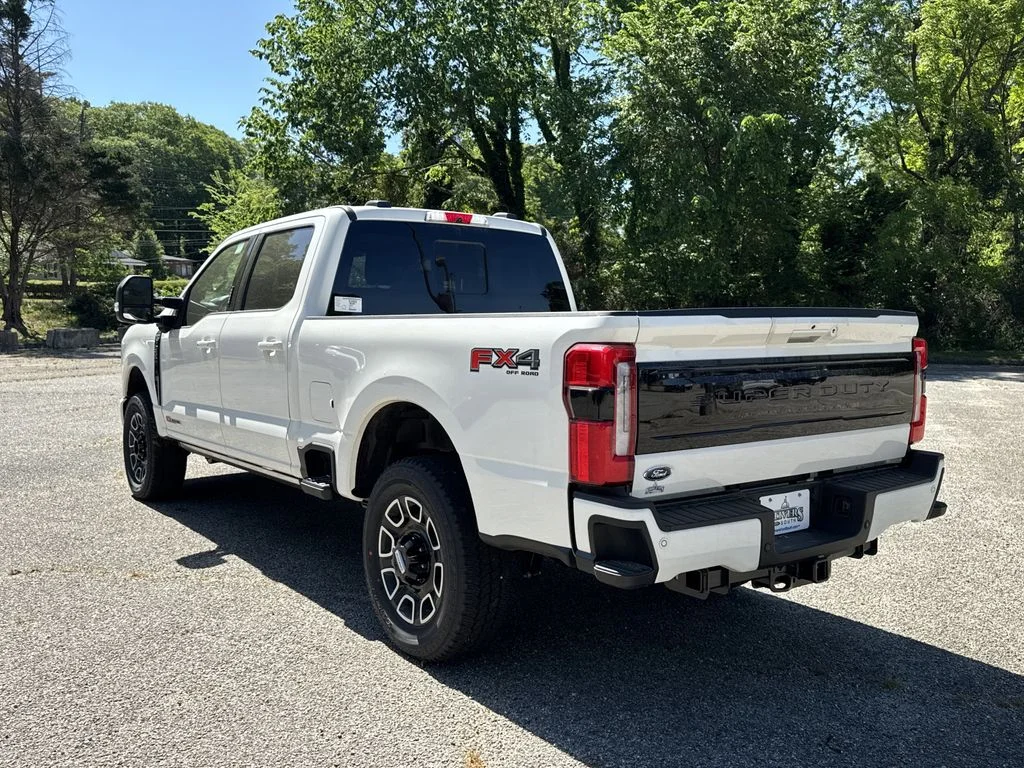 New 2026 Star White Metallic Tri-Coat Ford Platinum image 5