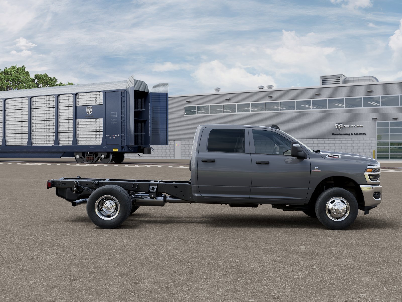 New 2026 Ceramic Gray Clear-Coat Exterior Paint RAM TRADESMAN image 12