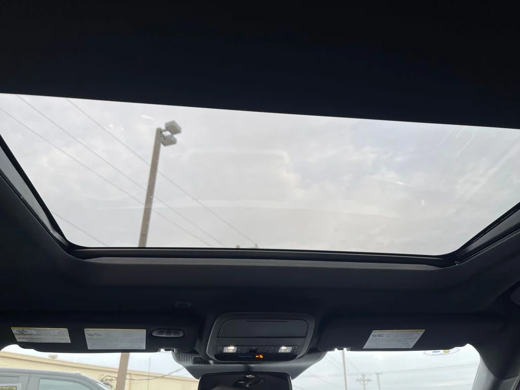 New 2026 Star White Metallic Tri-Coat Ford Tremor® image 31