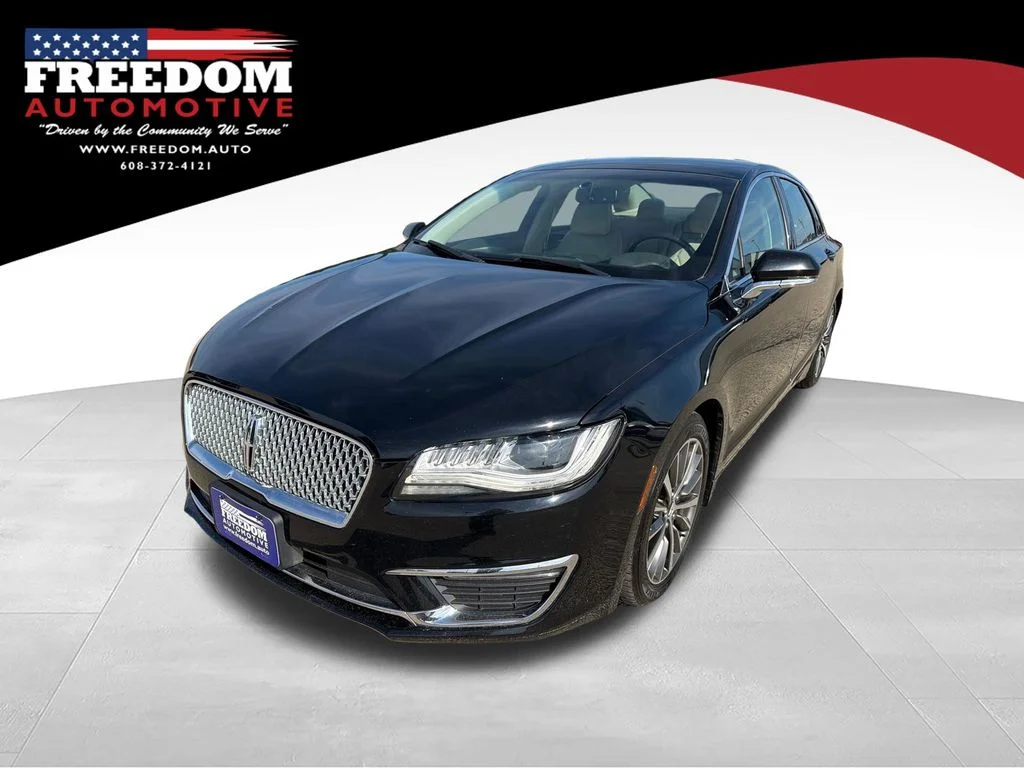 Pre-Owned 2017 Lincoln MKZ Premiere 4D Sedan in New Lisbon