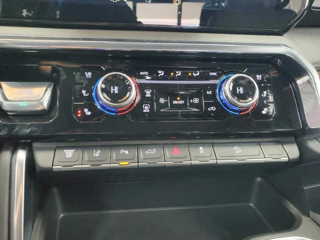 New 2026 Glacier White Tricoat GMC Denali image 25