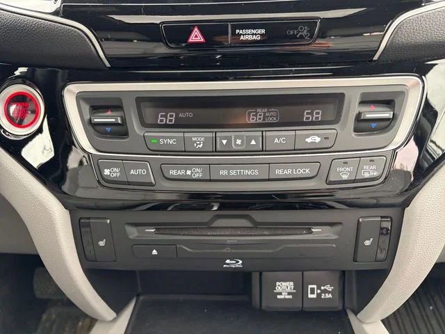 Used 2019 Gray Honda Touring image 17