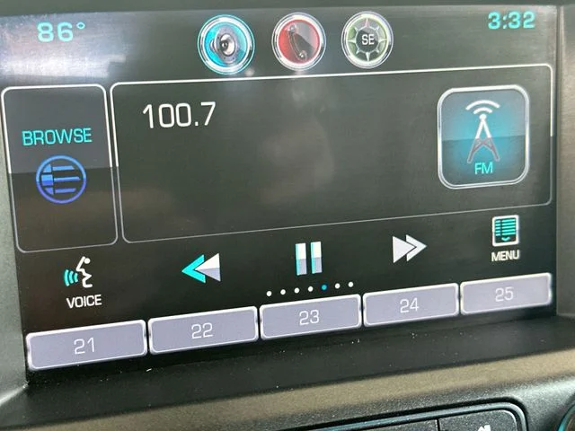 Used 2015 Silver Chevrolet LT image 14