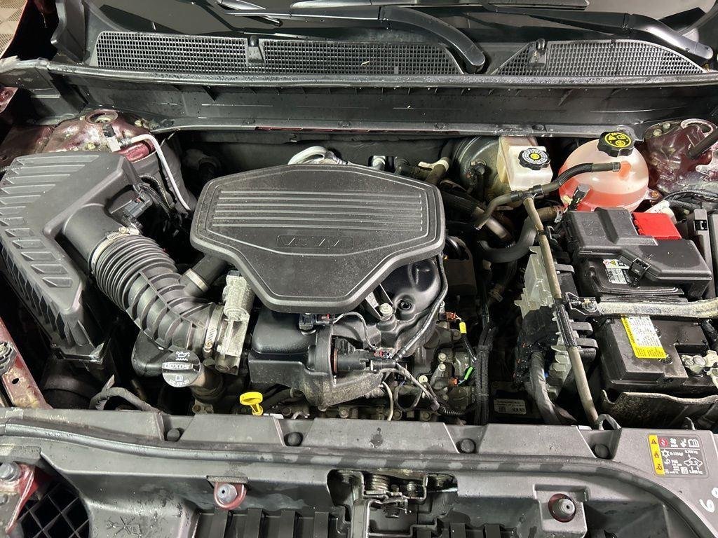 Used 2021 Cayenne Red GMC Denali image 13