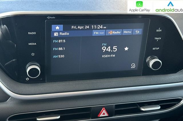 Used 2021 Gray Hyundai SE image 16