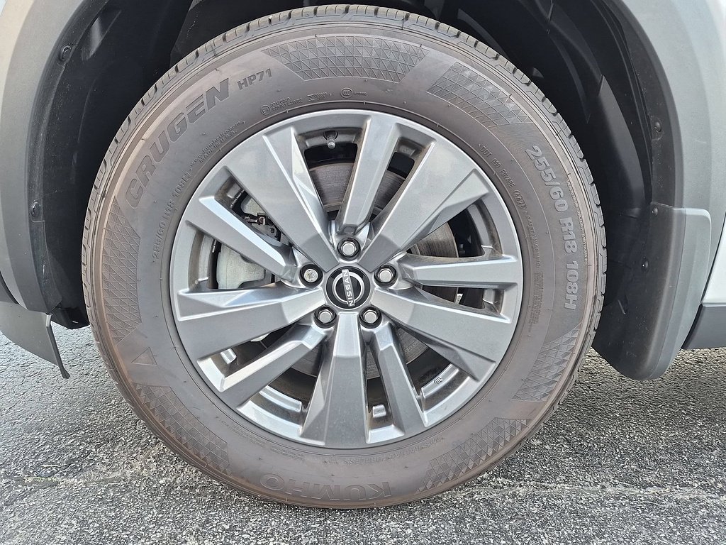 2026 Nissan Pathfinder SV - Photo 16