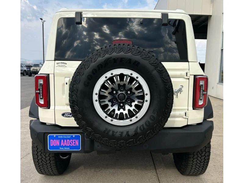 New 2026 Wimbledon White Ford Outer Banks® image 23