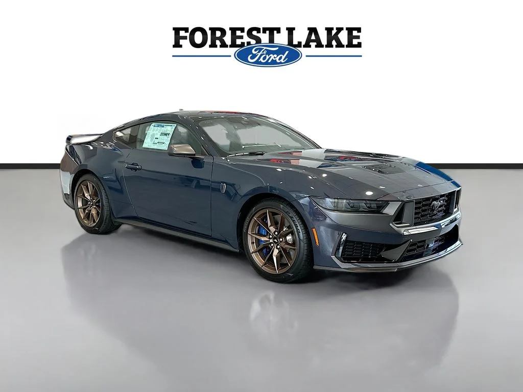 2025 Ford Mustang Dark Horse's photo